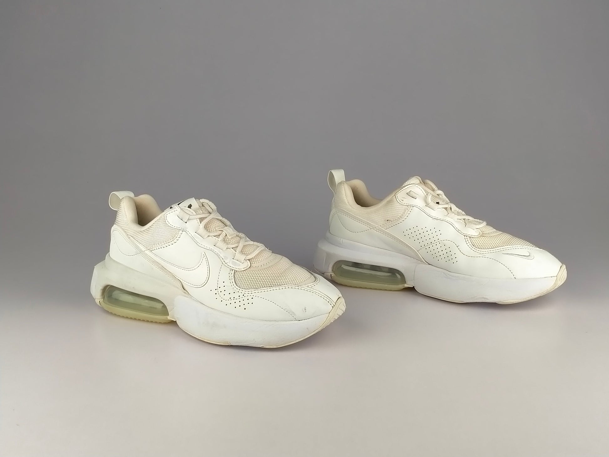 Shoes that are available online in Pakistan at athleticorner.com