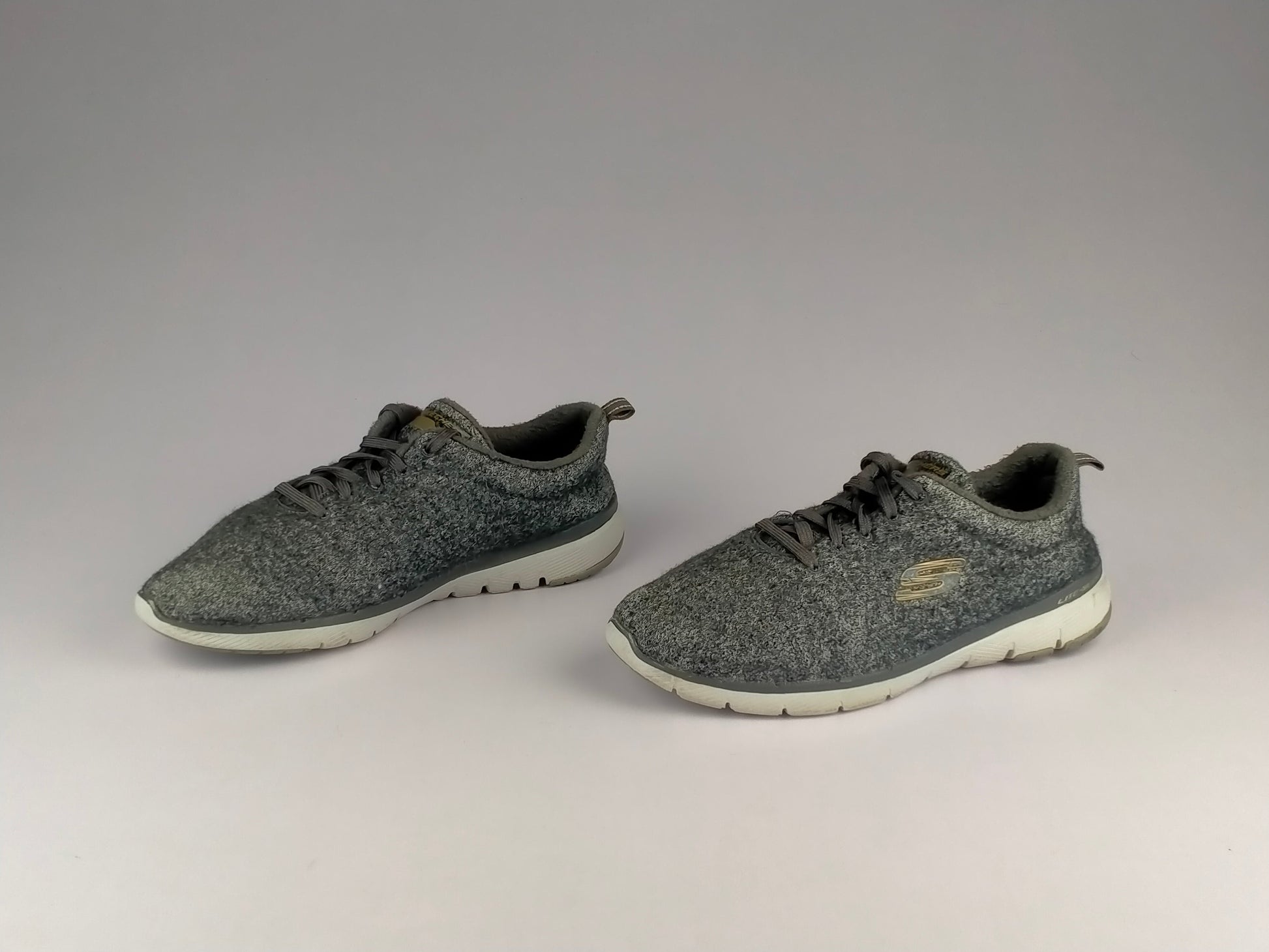 Skechers Wmns Wash-A-Wools: Flex Appeal 3.0 - Plush Joy 'Charcoal Grey'