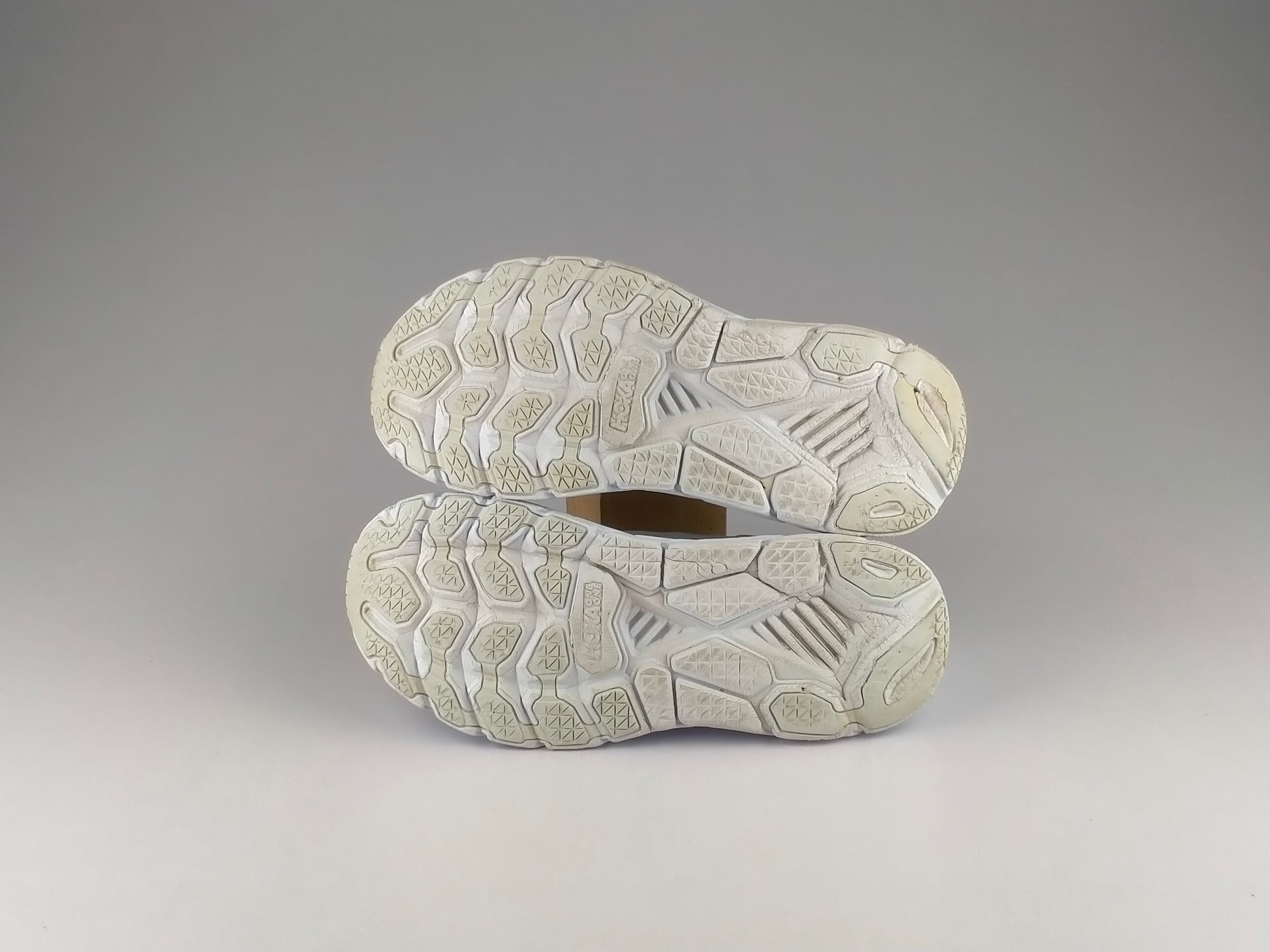 Hoka One One Wmns Clifton 7 'All White'-Running-Athletic Corner