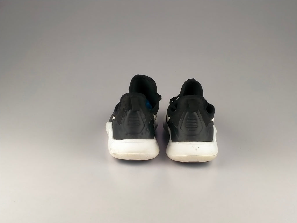 Nike Epic React Flyknit 2 'Black'-Running-Athletic Corner