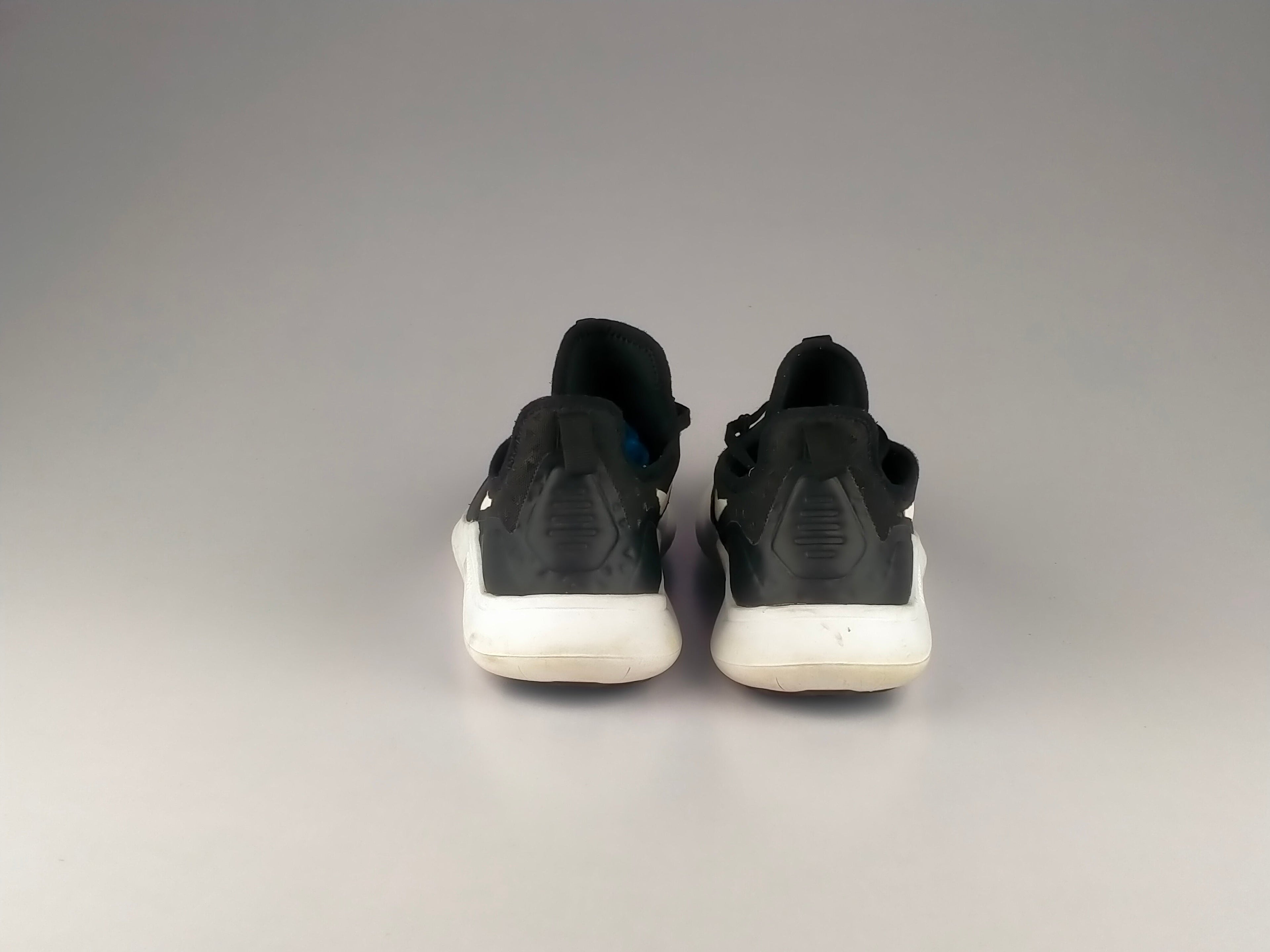 Nike Epic React Flyknit 2 'Black'-Running-Athletic Corner