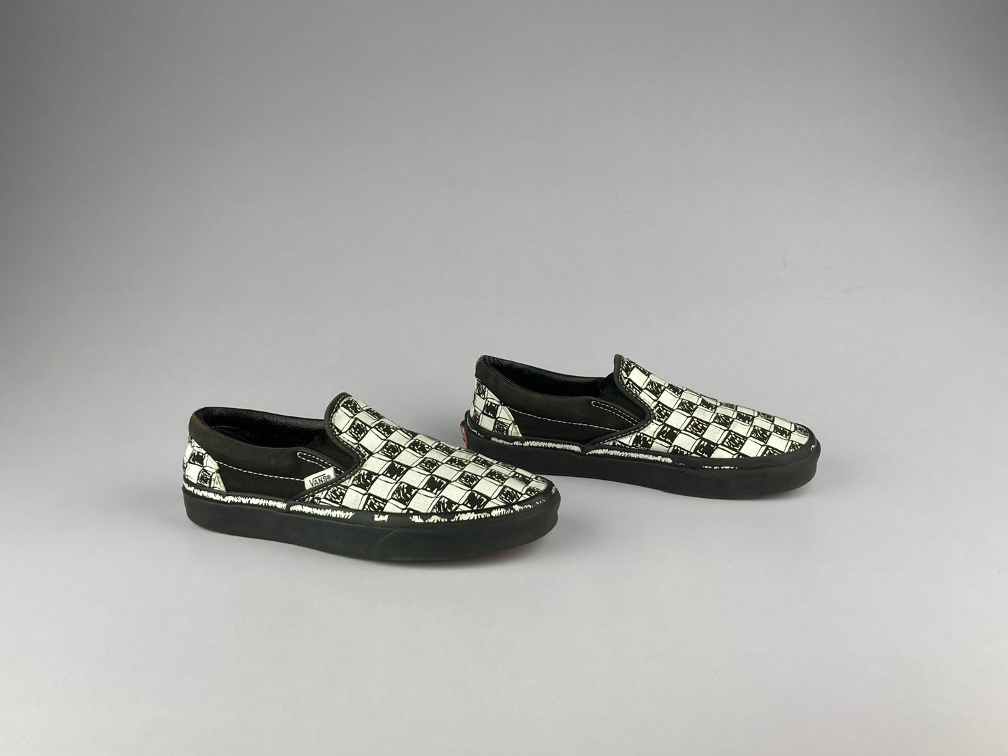 Vans Checkerboard Doodle Slip-on 'White/Black'