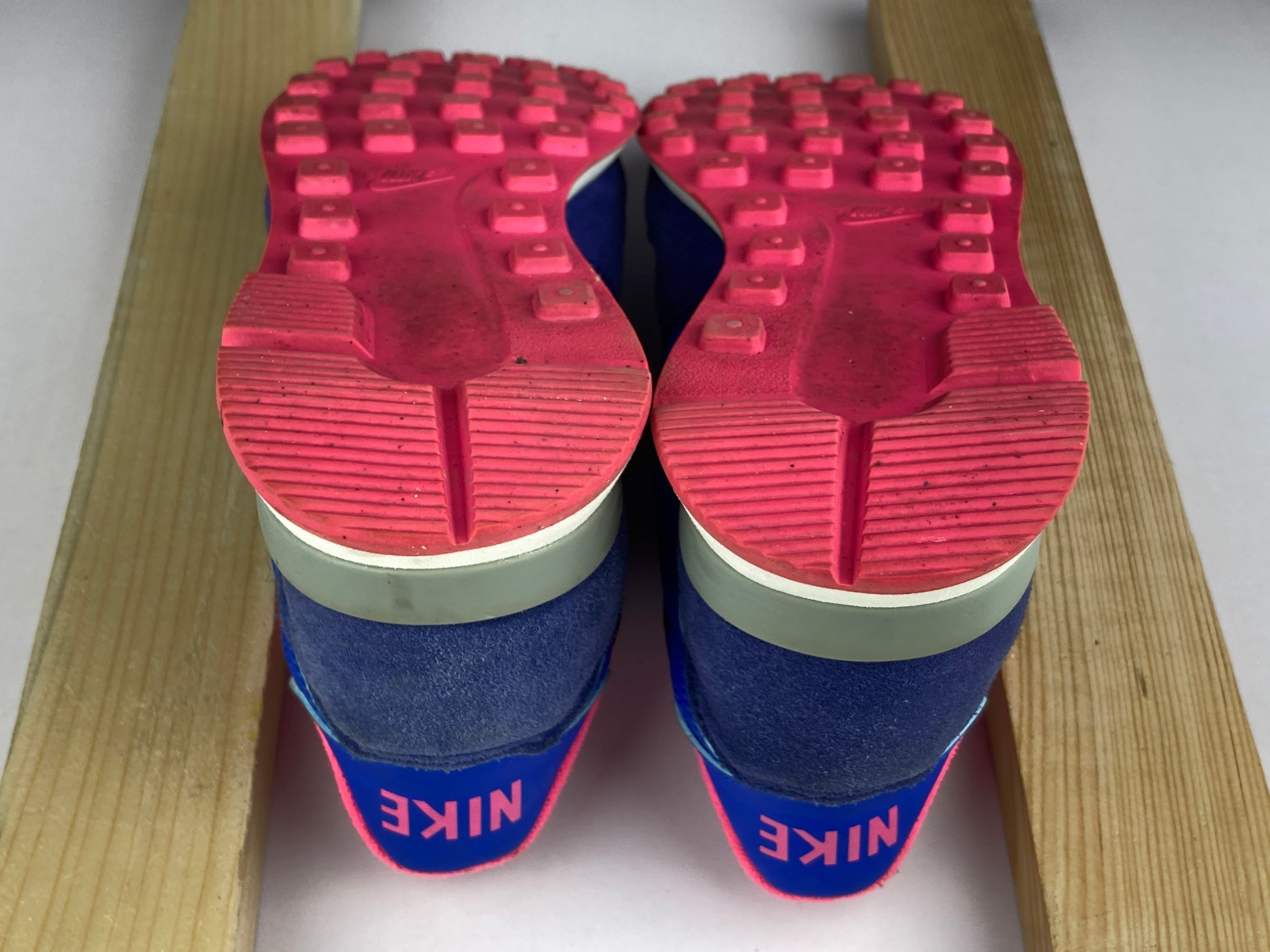 Nike Wmns Internationalist 'Blue/Hyper pink' 629684-402-Sneakers-Athletic Corner