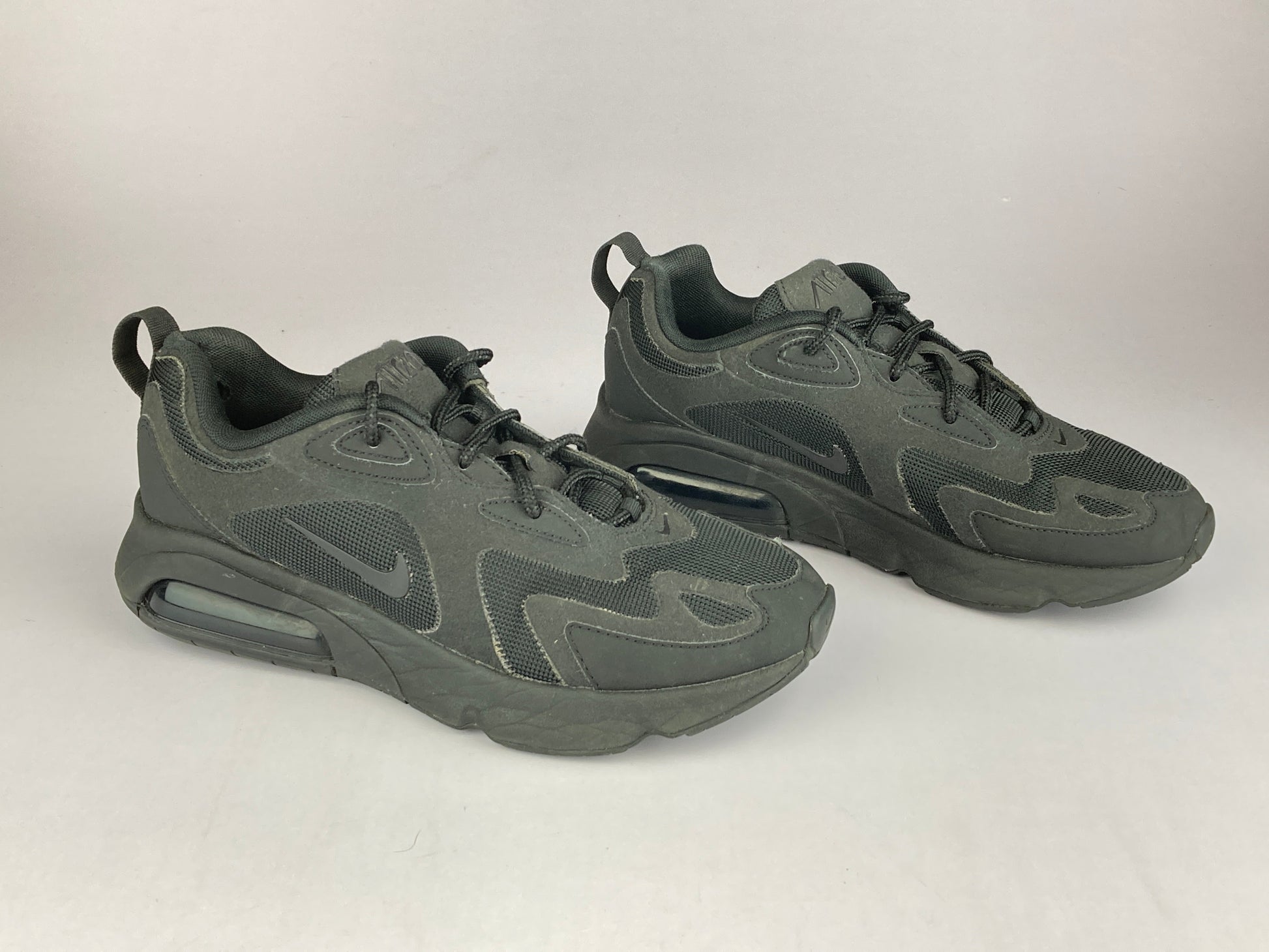 Nike Wmns Air Max 200 'Triple Black' at6175-003