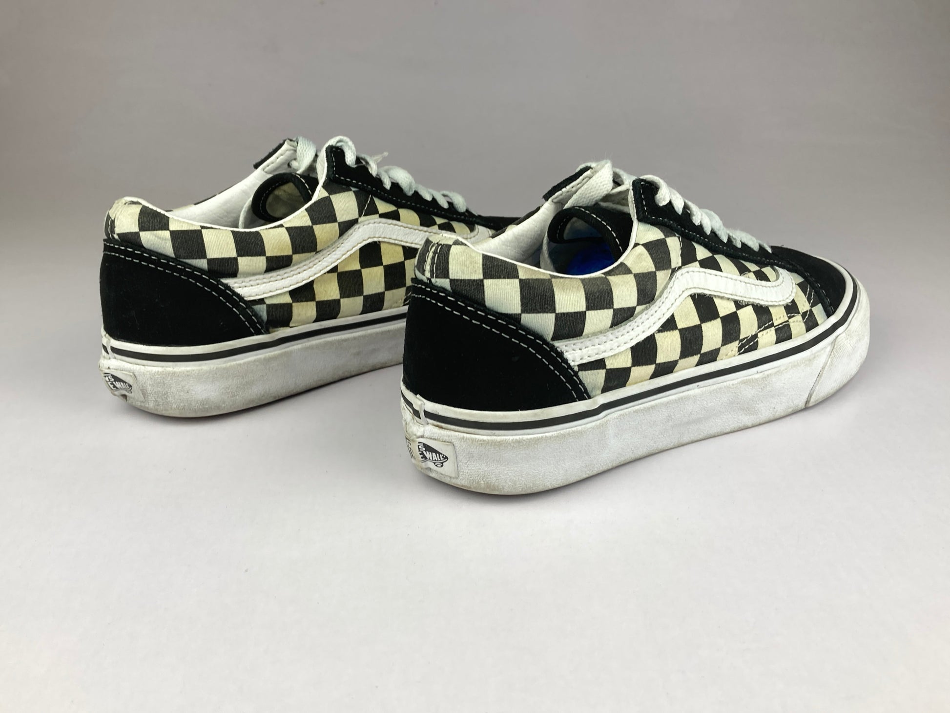 Shoes that are available online in Pakistan at athleticorner.com