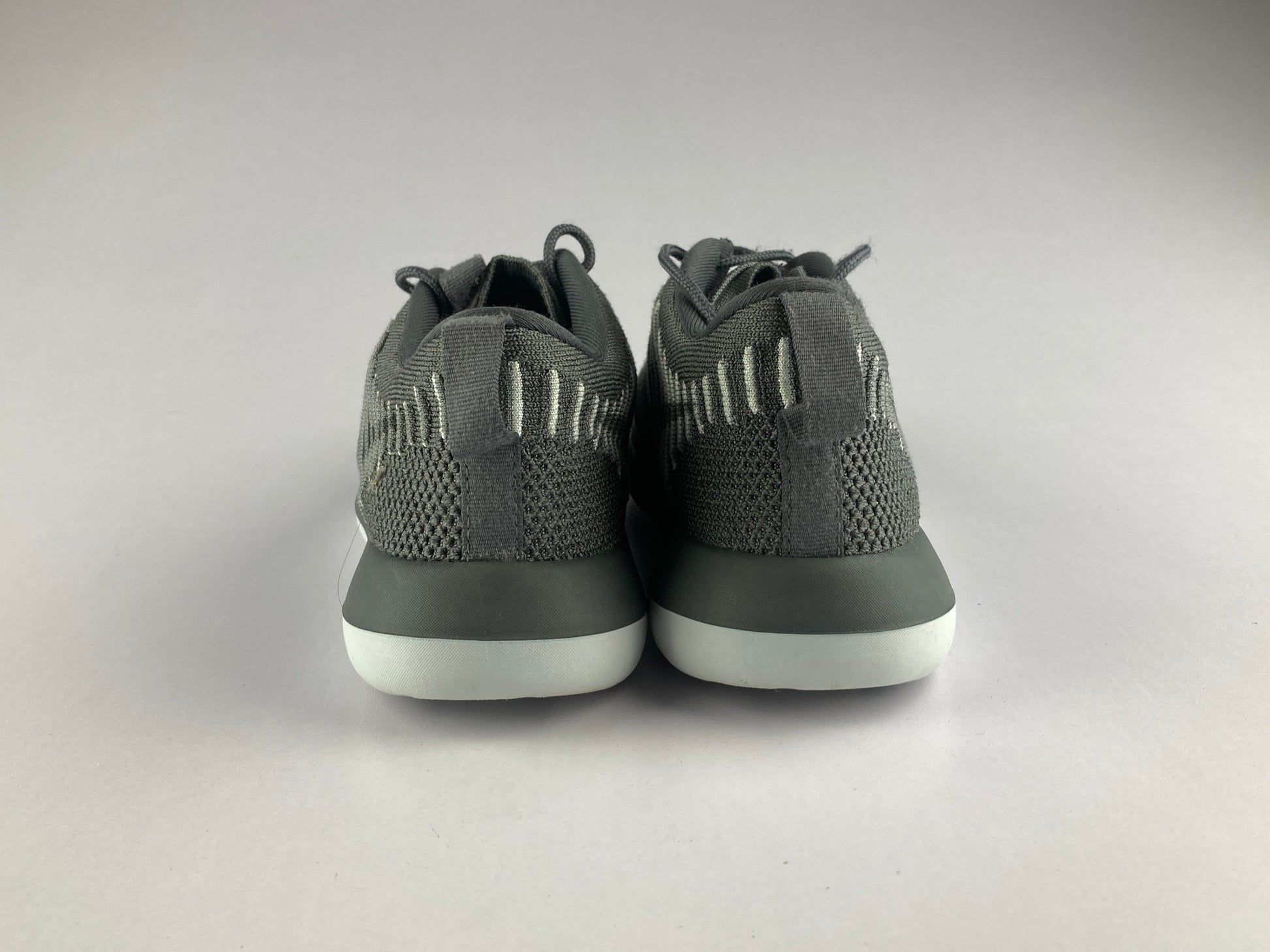 Nike Wmns Roshe Two Flyknit 'Dark Grey/Pure Platinum Dark Grey'-Running-Athletic Corner