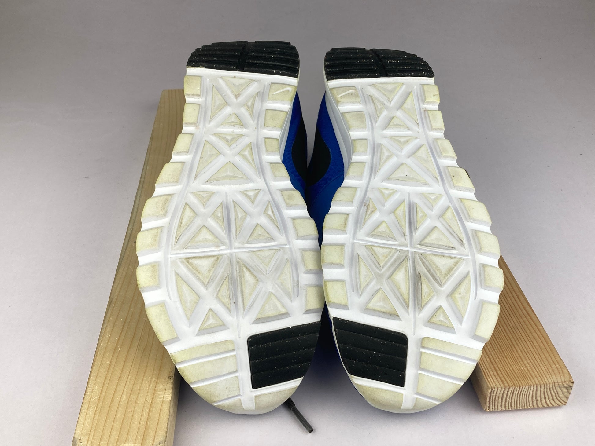 Shoes that are available online in Pakistan at athleticorner.com