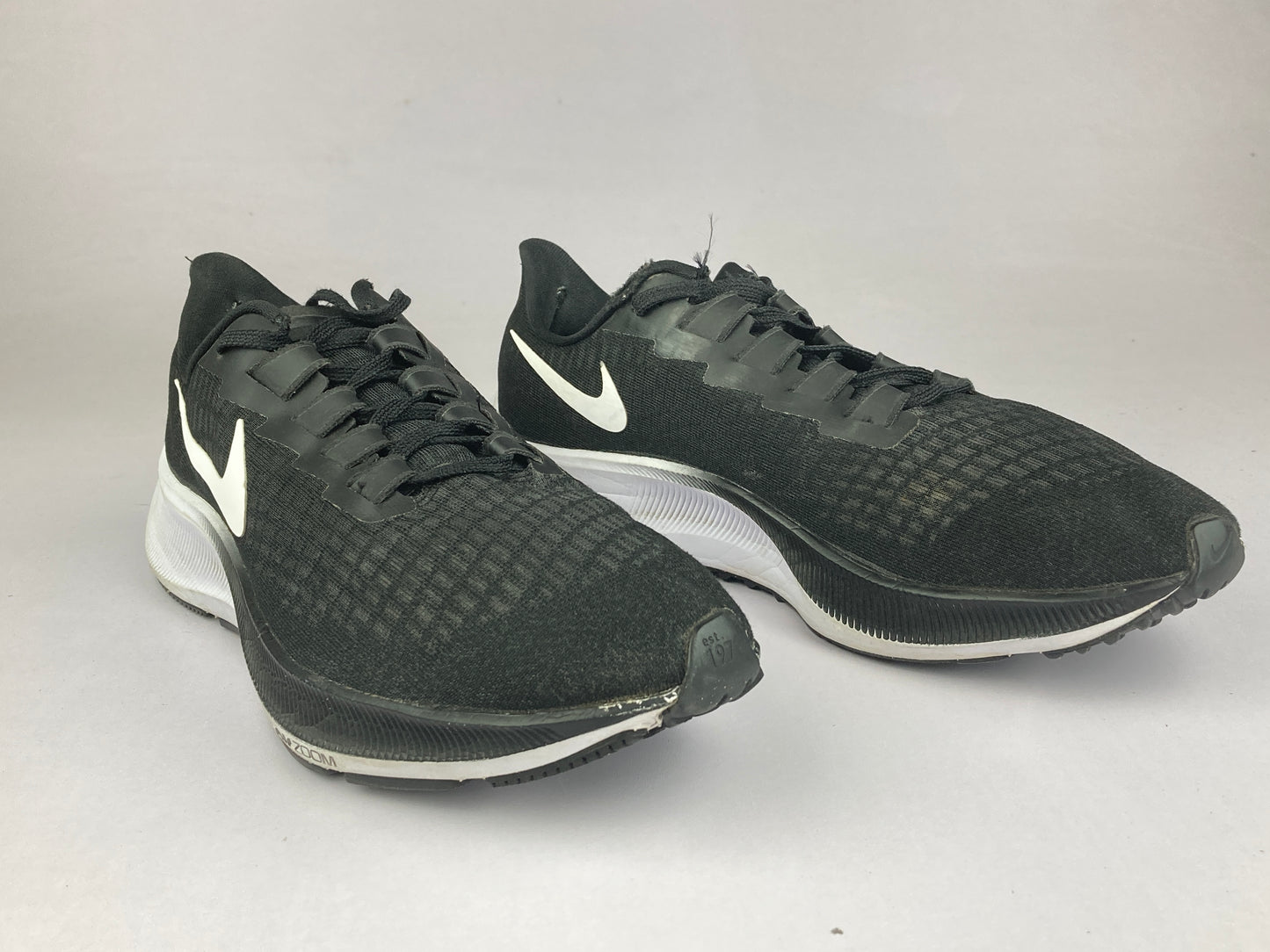 Shoes that are available online in Pakistan at athleticorner.com
