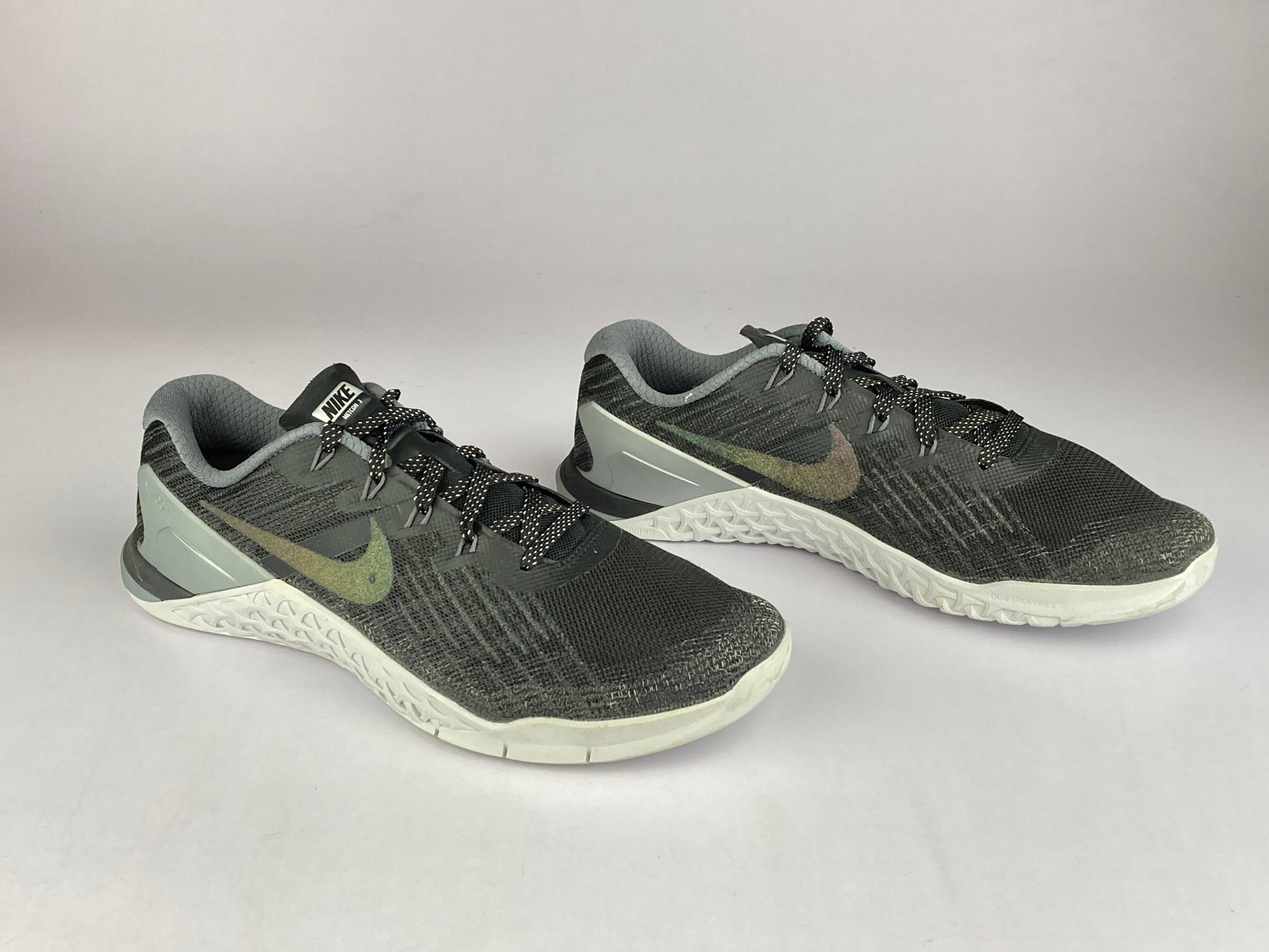 Nike Wmns Metcon 3 'Metallic' 922880-001