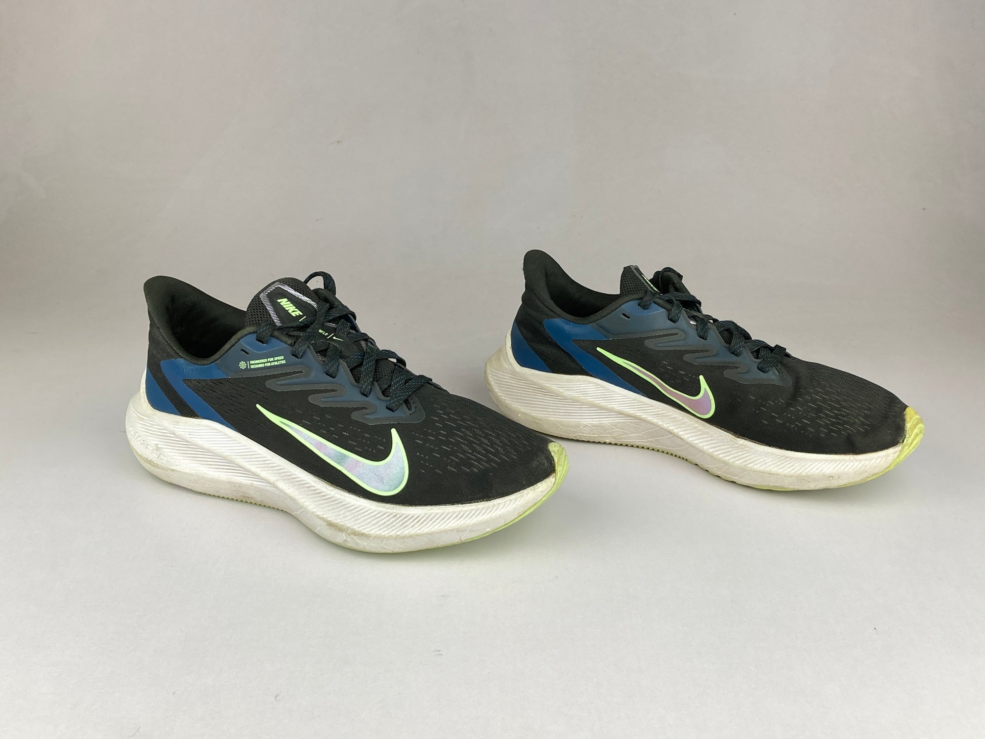 Nike Wmns Zoom Winflo 7 'Black/Vapor Green' CJ0302-003-Running-Athletic Corner