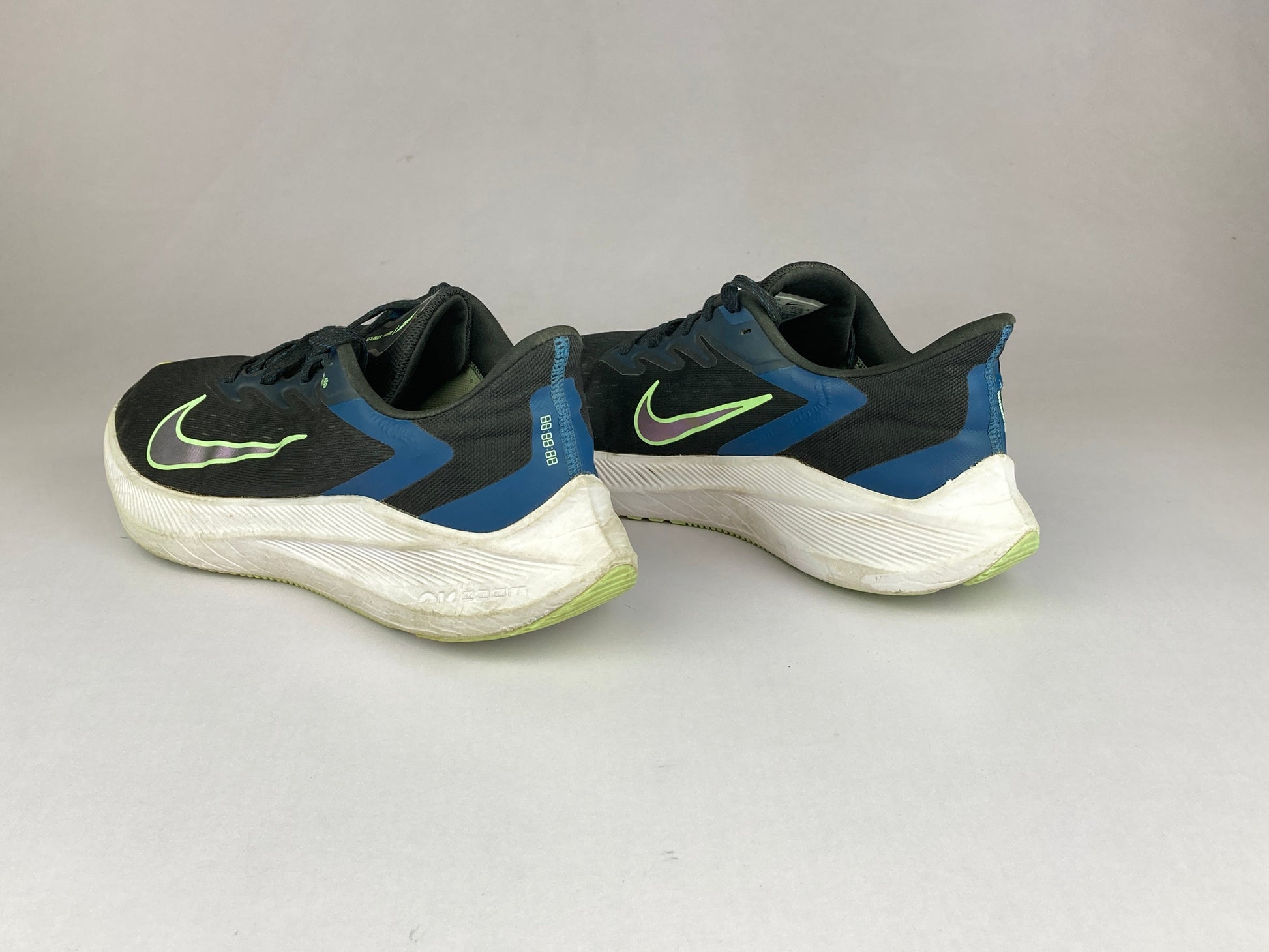 Nike Wmns Zoom Winflo 7 'Black/Vapor Green' CJ0302-003-Running-Athletic Corner