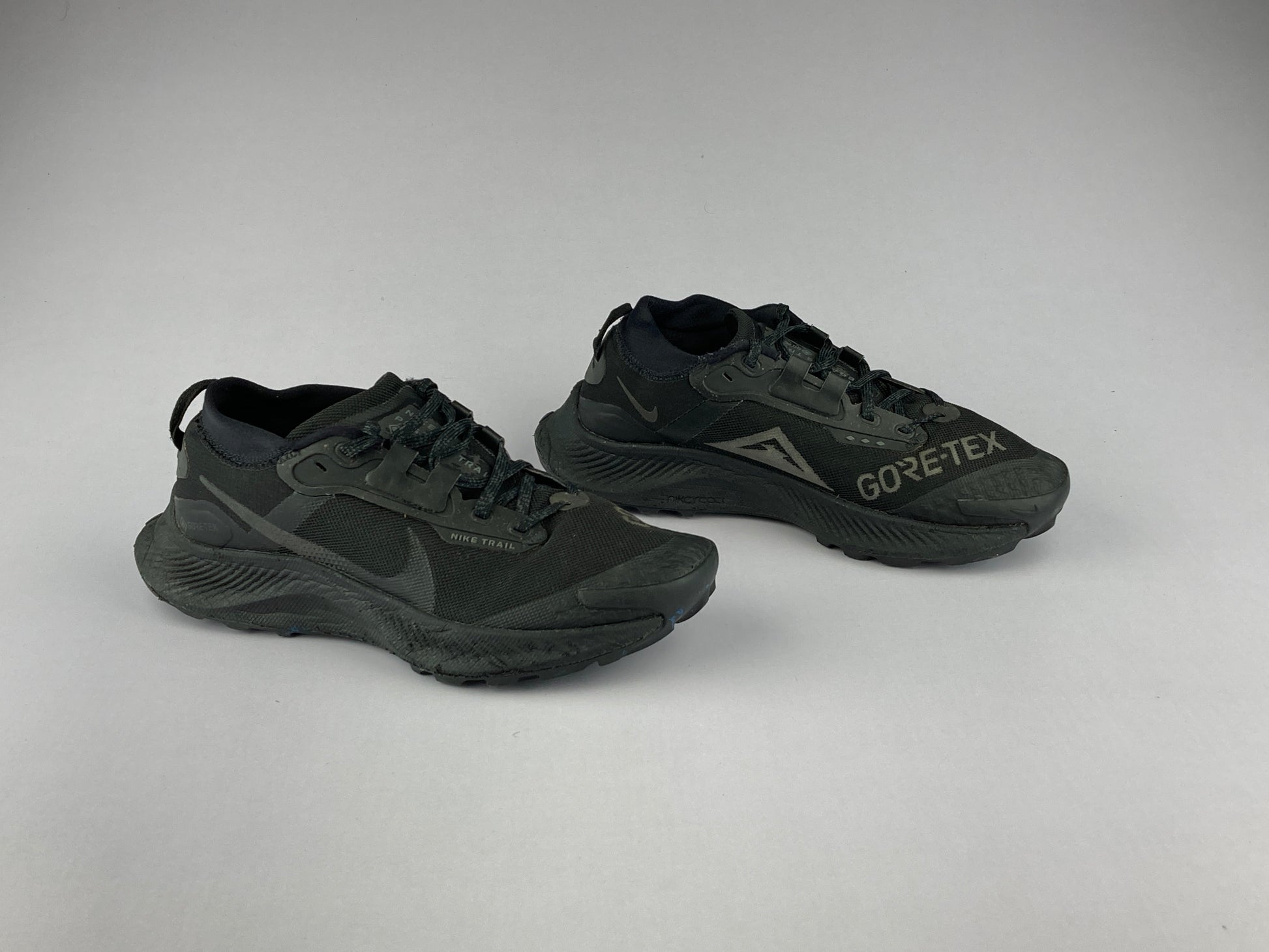 Nike Wmns Pegasus Trail 3 GTX 'Triple Black'-Running-Athletic Corner