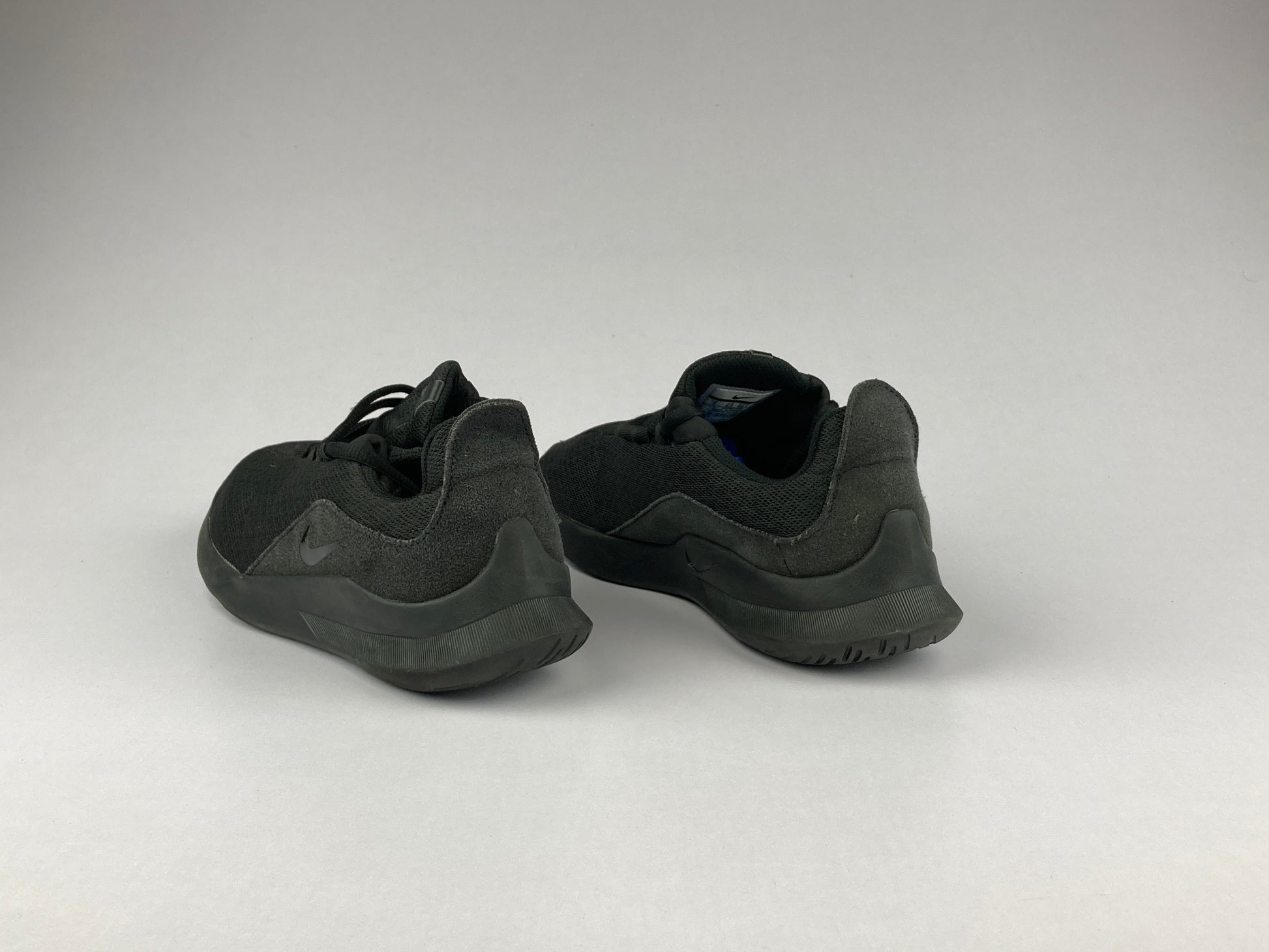 Nike Wmns Viale 'Black'-Running-Athletic Corner