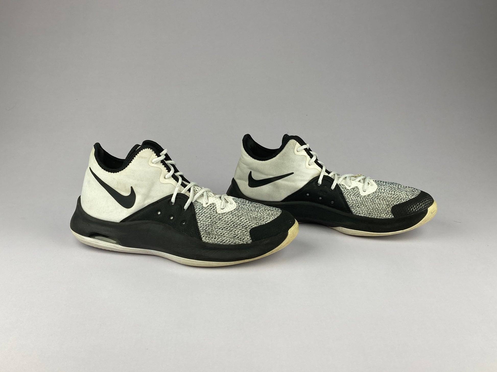 Nike Air Versitile 3 'White/Black' AO4430-100-Running-Athletic Corner