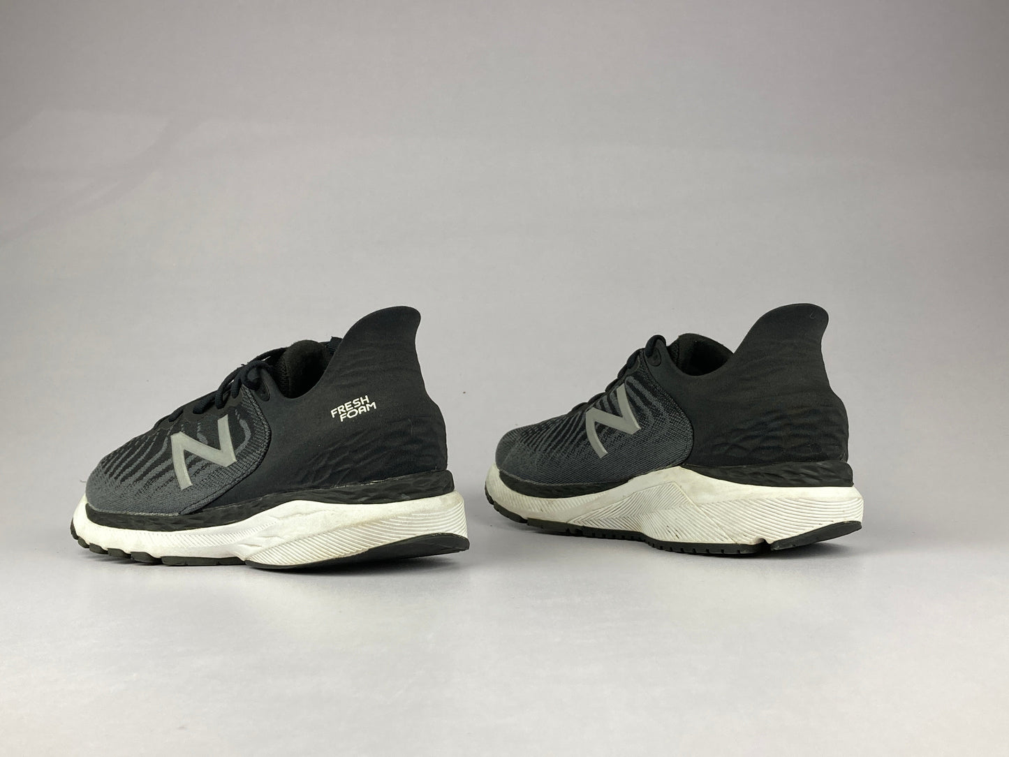 New Balance Wmns 860 Fresh Foam 'Black/White' DW860B11-Running-Athletic Corner