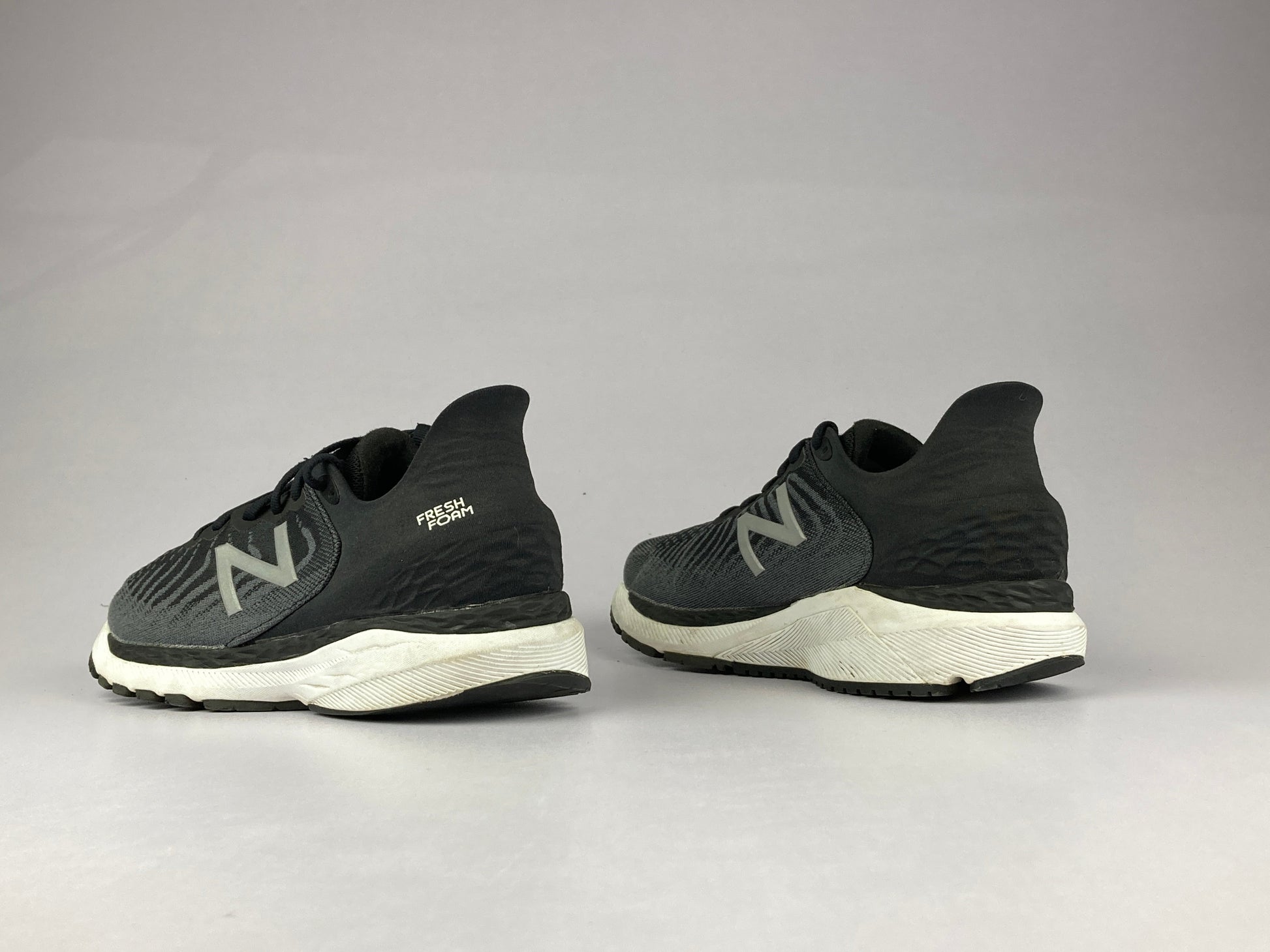 New Balance Wmns 860 Fresh Foam 'Black/White' DW860B11-Running-Athletic Corner