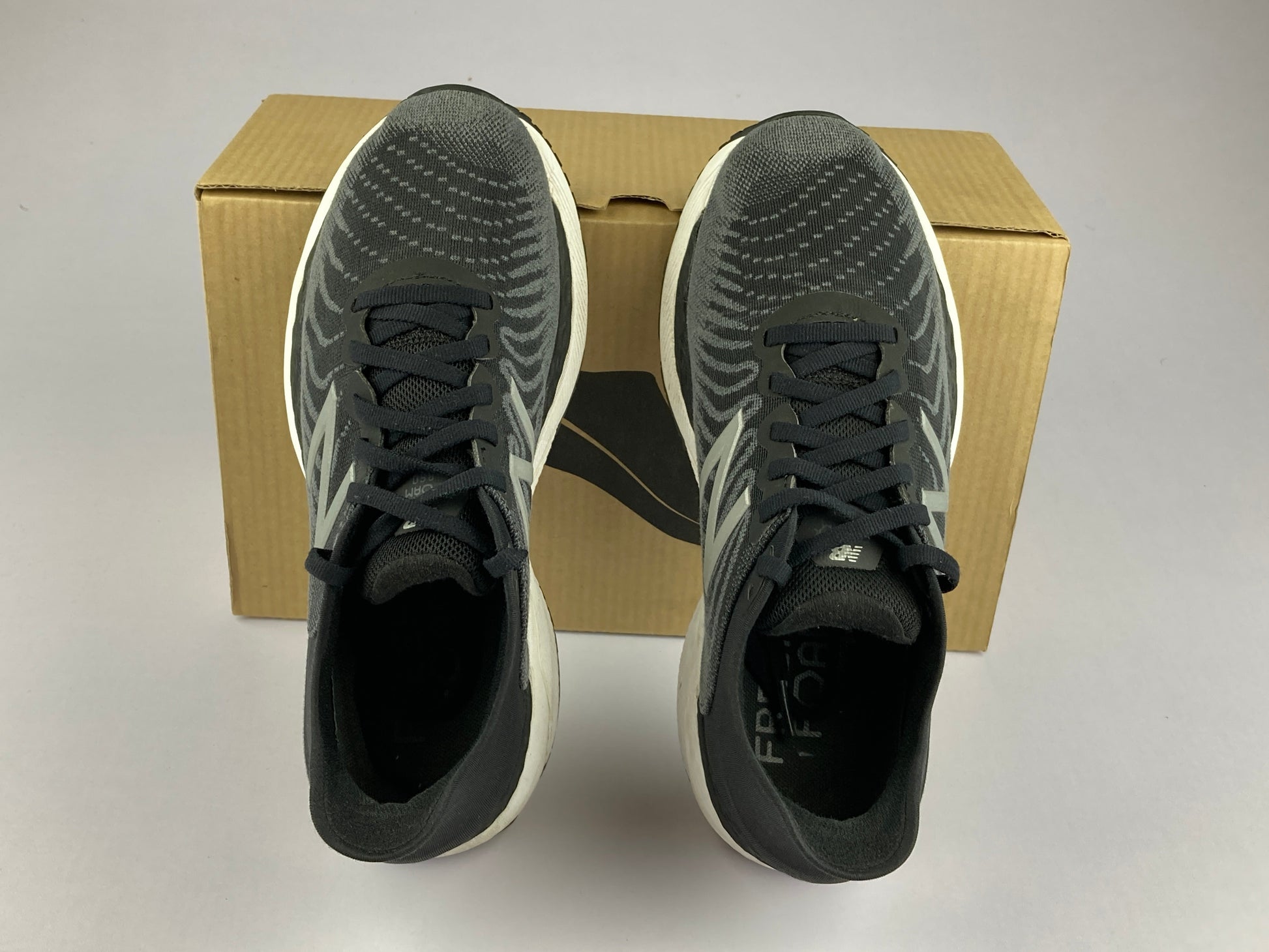 New Balance Wmns 860 Fresh Foam 'Black/White' DW860B11-Running-Athletic Corner