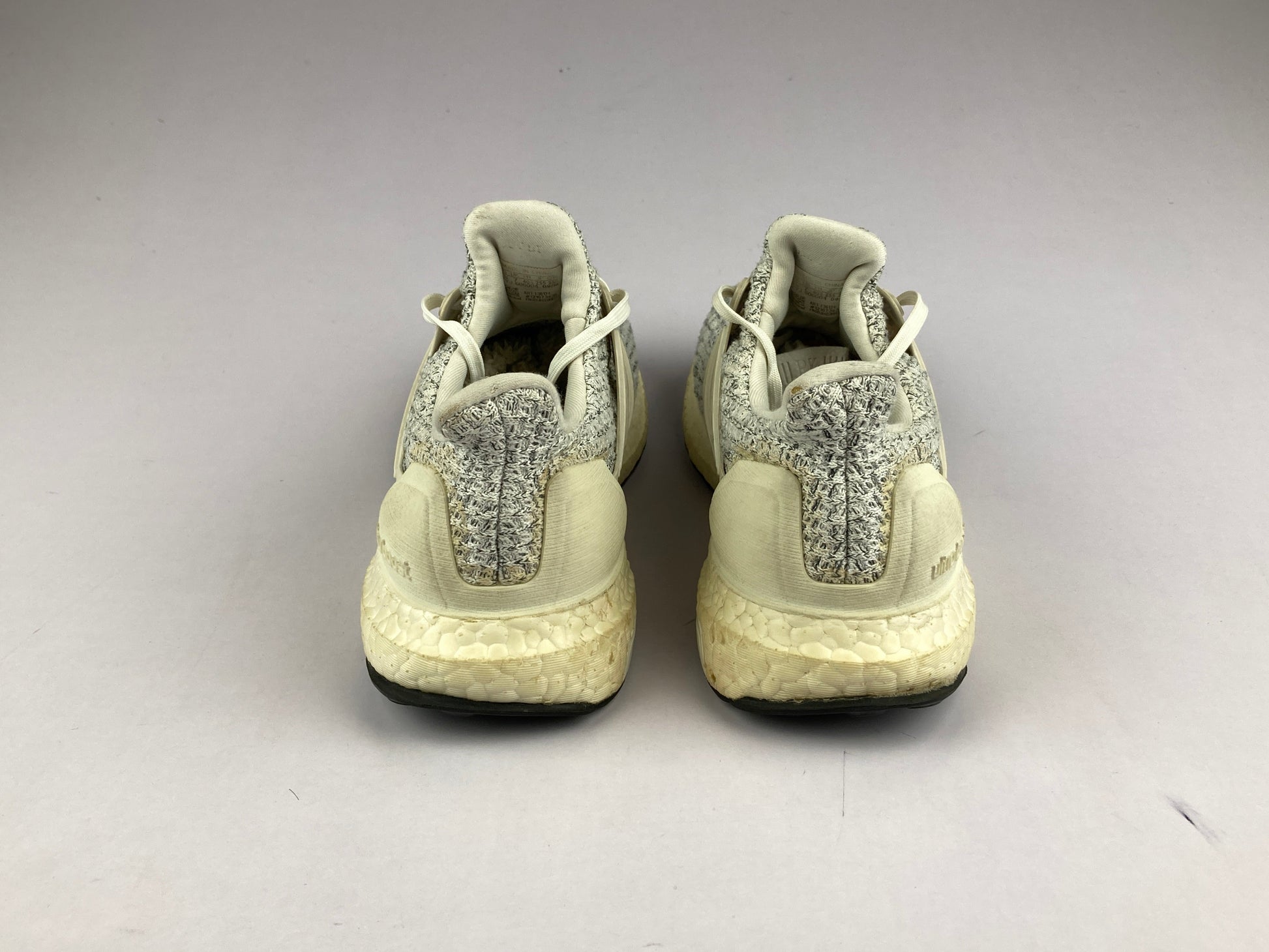 Shoes that are available online in Pakistan at athleticorner.com