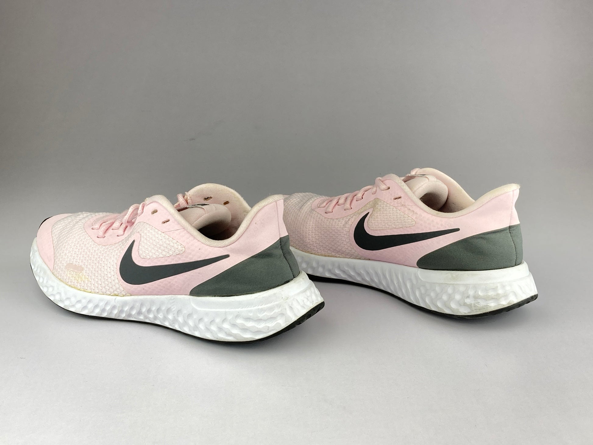 Nike Revolution GS 'Pink Foam/Dark Grey' BQ5671-601 – Athletic Corner
