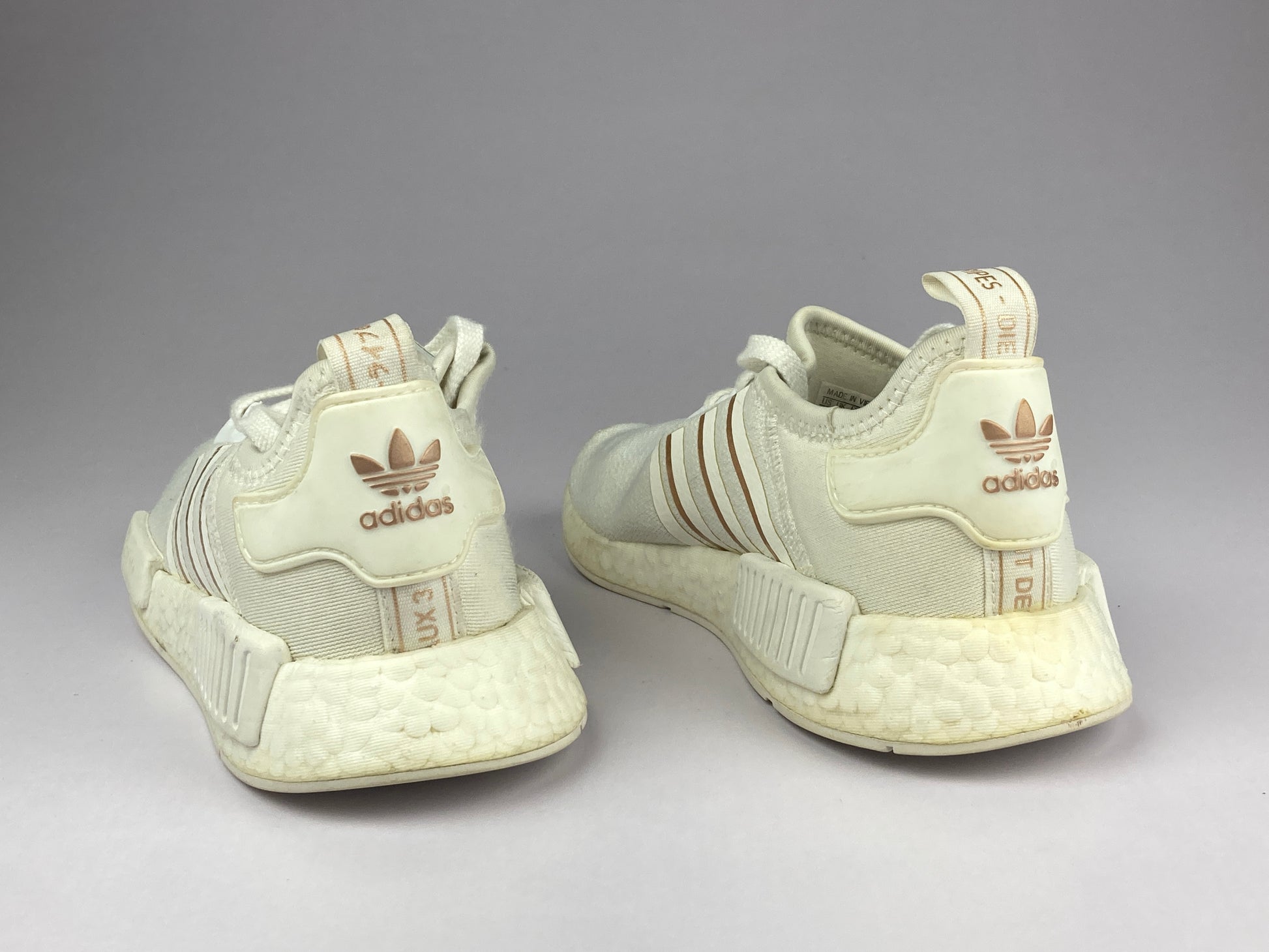 Shoes that are available online in Pakistan at athleticorner.com