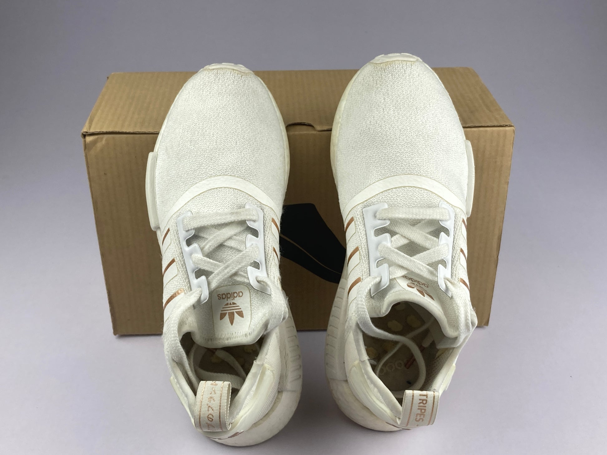 Shoes that are available online in Pakistan at athleticorner.com