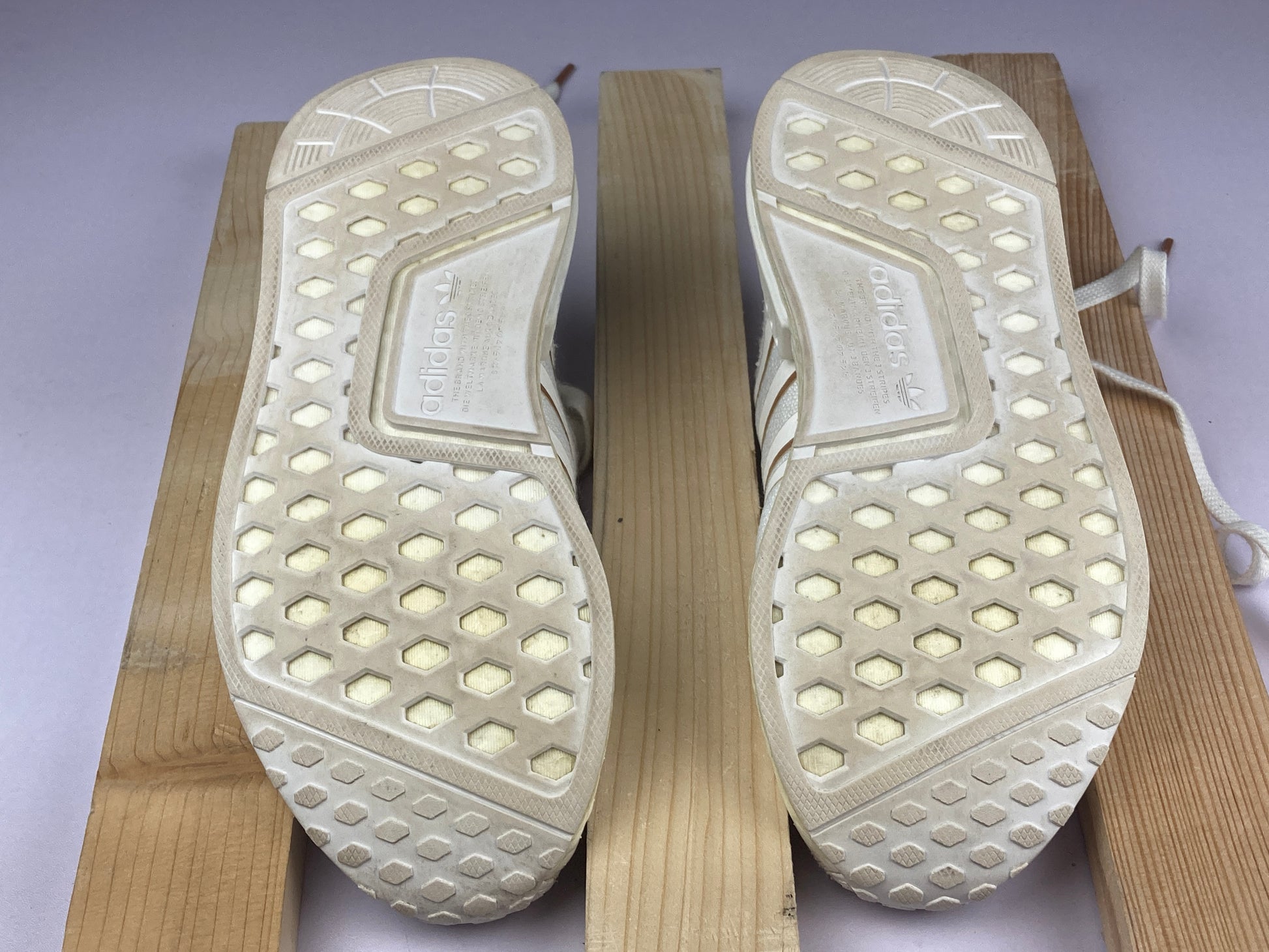 Shoes that are available online in Pakistan at athleticorner.com