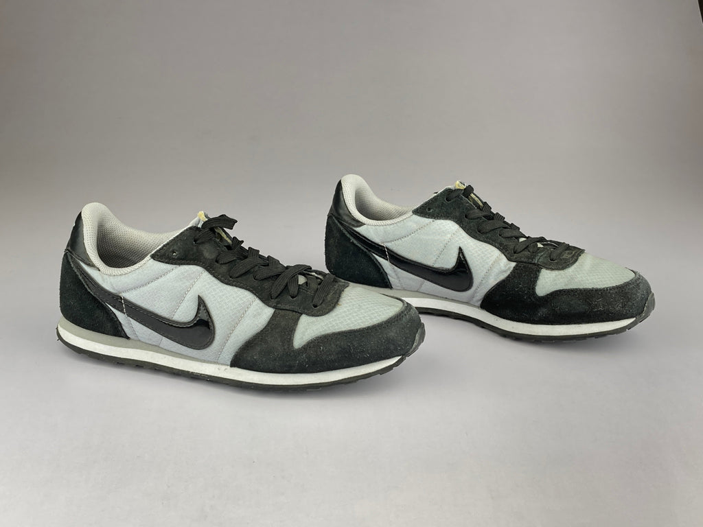 Nike Wmns Genicco 'Black/Grey' 644451-002