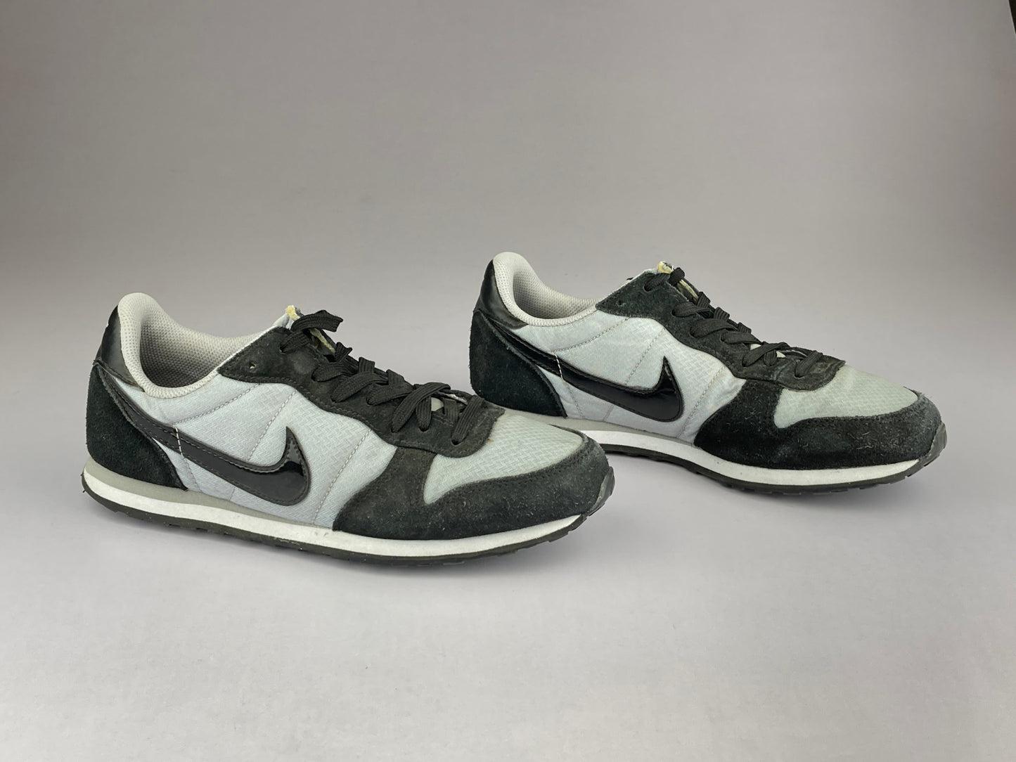 Nike Wmns Genicco 'Black/Grey' 644451-002