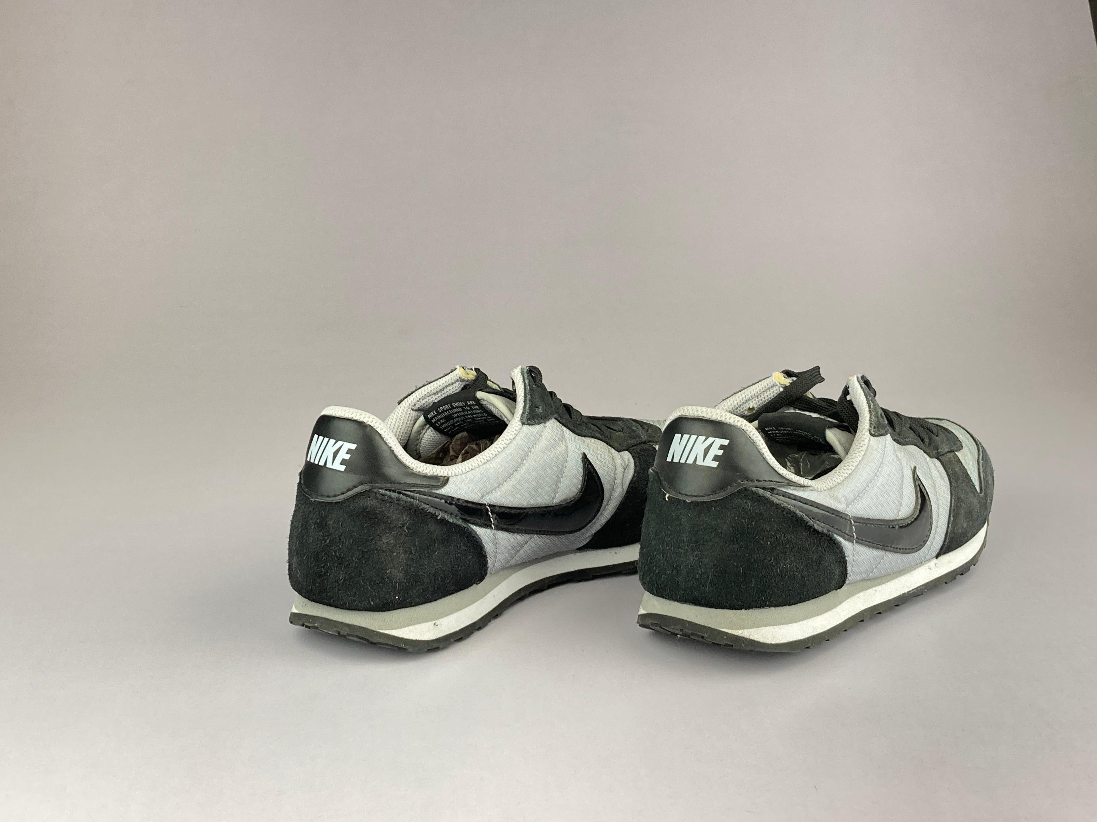 Nike Wmns Genicco 'Black/Grey' 644451-002-Running-Athletic Corner