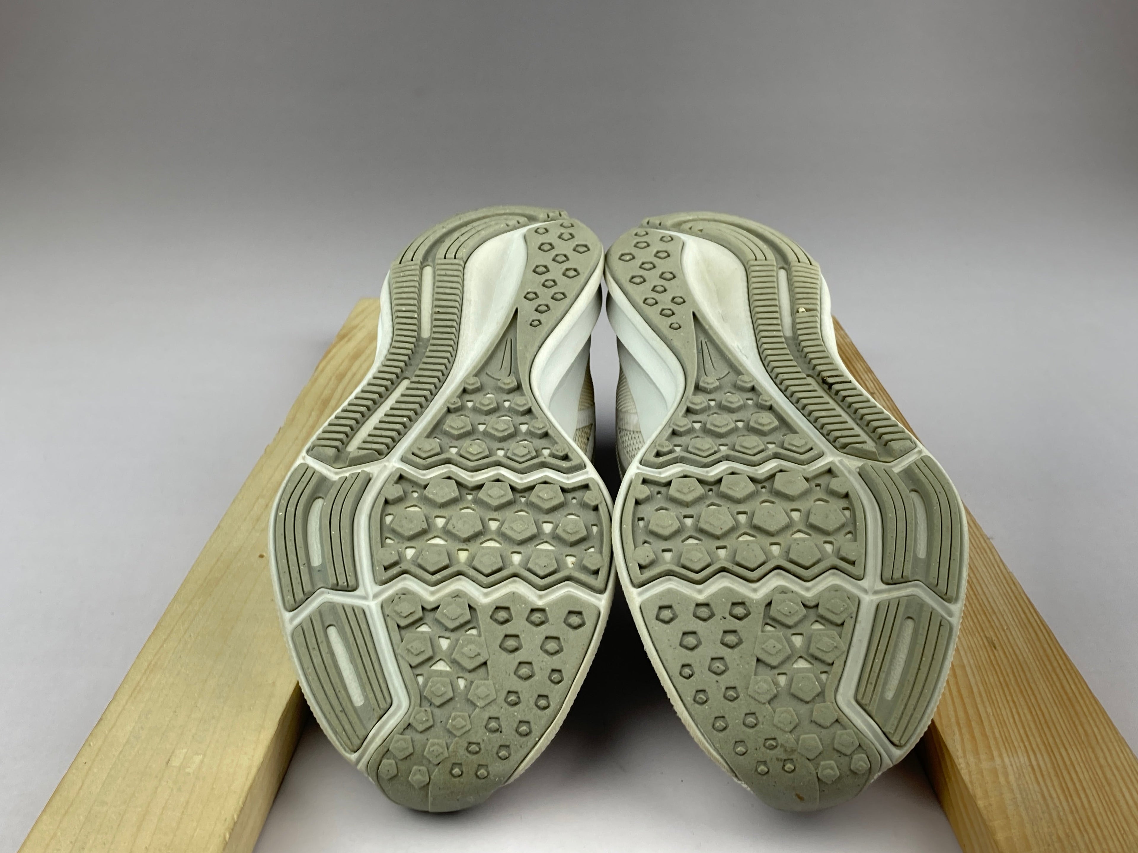 Nike Wmns Downshifter 9 Low Tops Knitted White AQ7486-100-Running-Athletic Corner