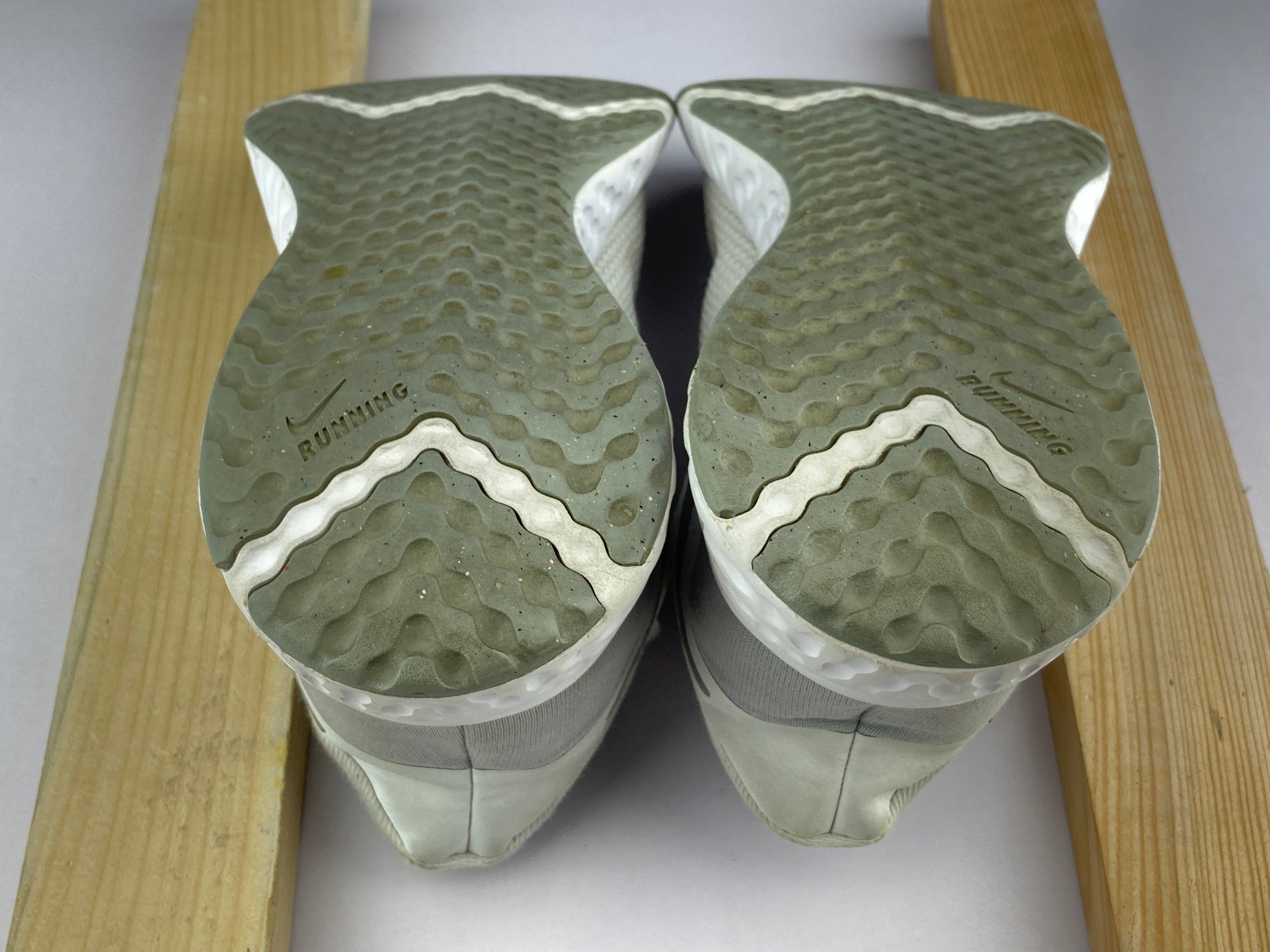 Nike Wmns Revolution 5 'White/Pure Platinum' BQ3207-100-Running-Athletic Corner