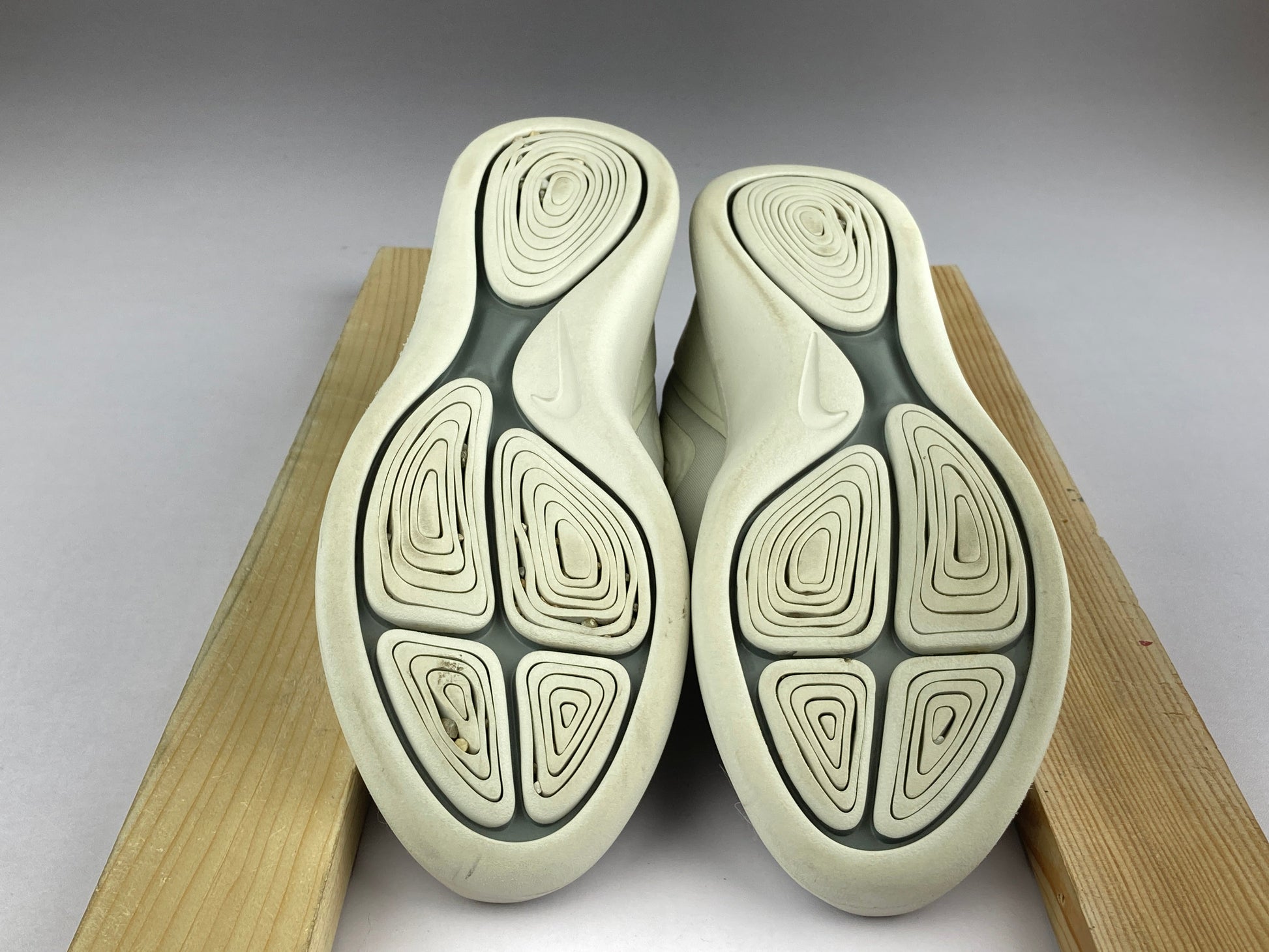 Nike Wmns Lunarcharge Essential