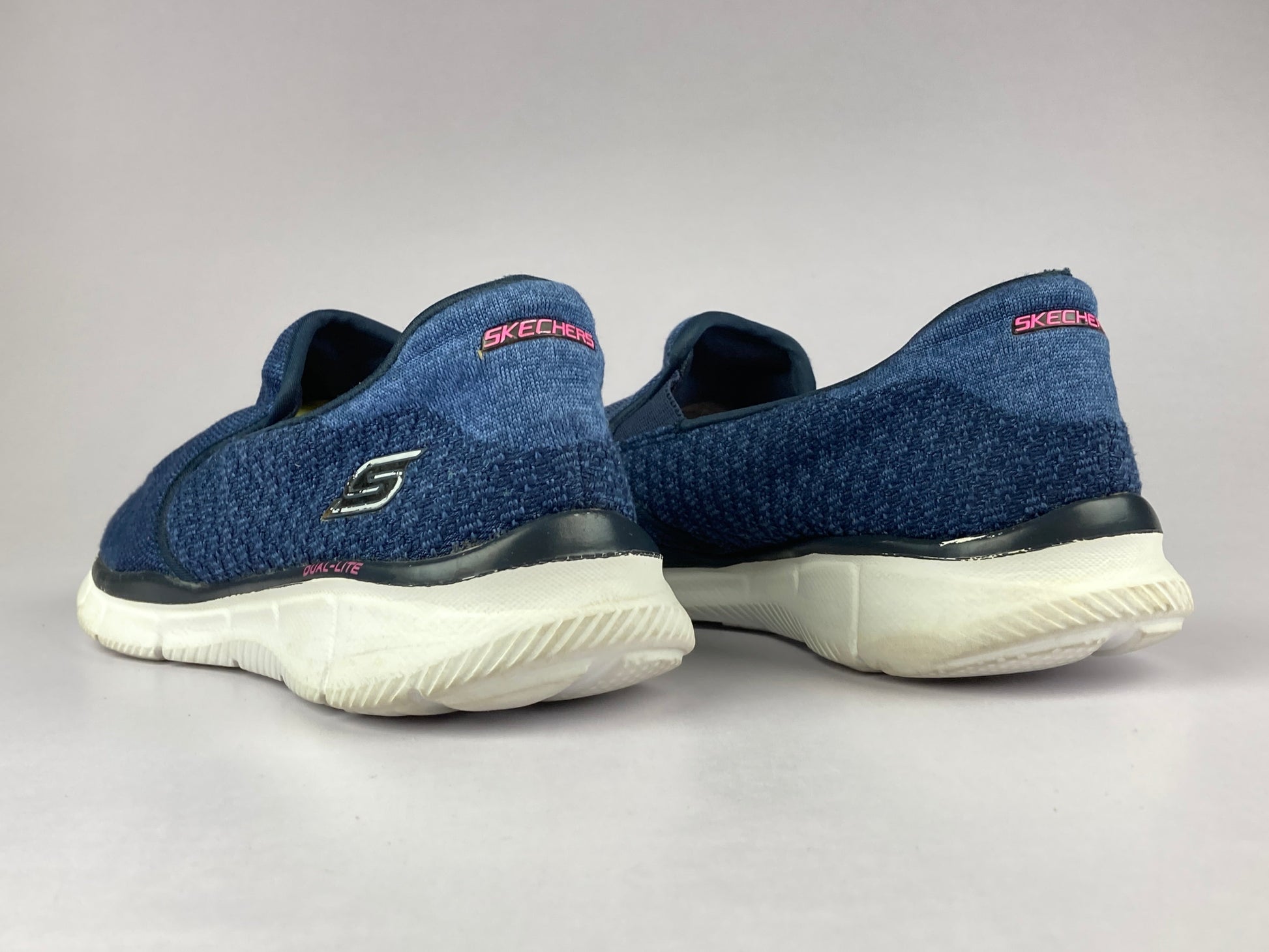 Shoes that are available online in Pakistan at athleticorner.com