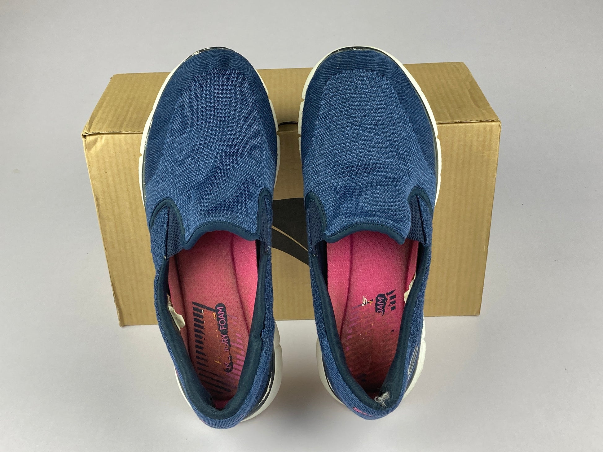 Shoes that are available online in Pakistan at athleticorner.com