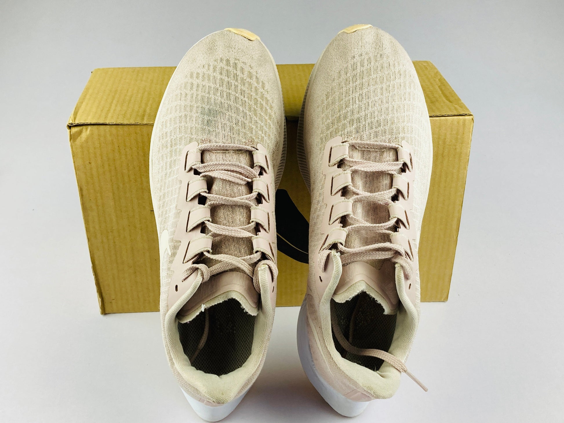 Shoes that are available online in Pakistan at athleticorner.com
