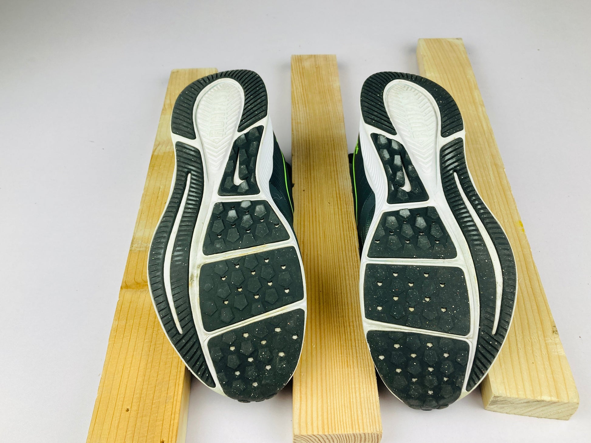 Nike Star Runner 2 (Gs) 'Anthracite/Electric Green' AQ3542 004-Running-Athletic Corner