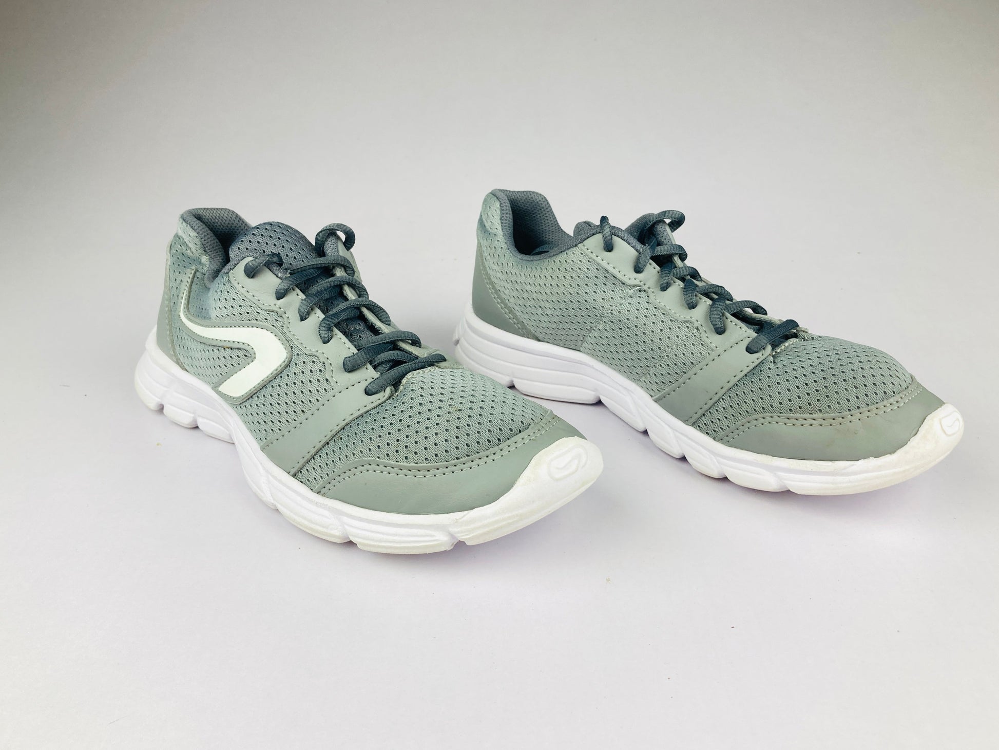 Shoes that are available online in Pakistan at athleticorner.com