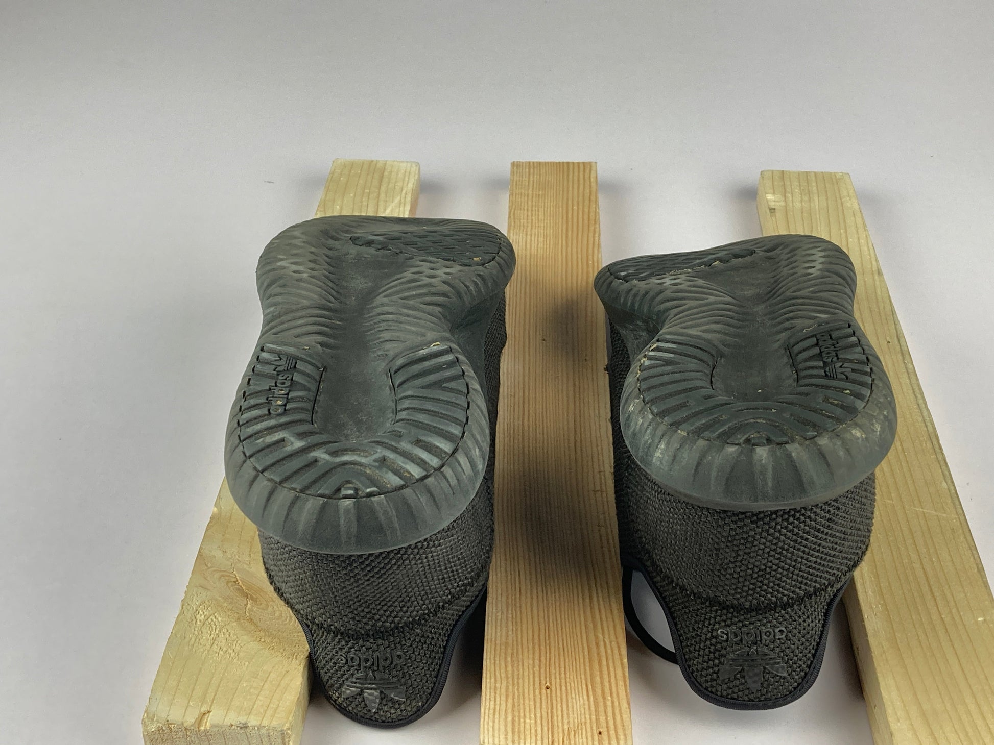 Shoes that are available online in Pakistan at athleticorner.com