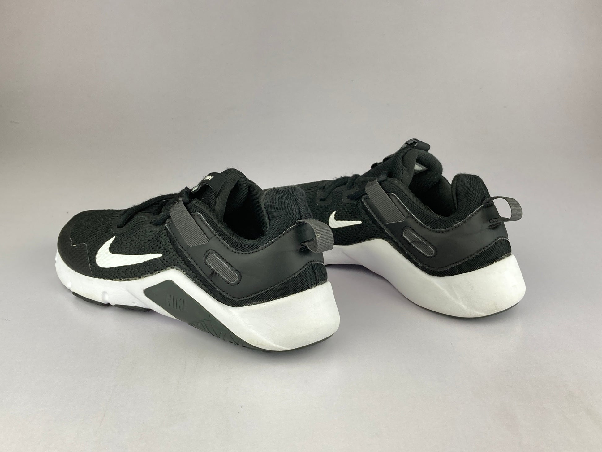 Nike Legend Essential 'Black/White' CD0443 001-Running-Athletic Corner