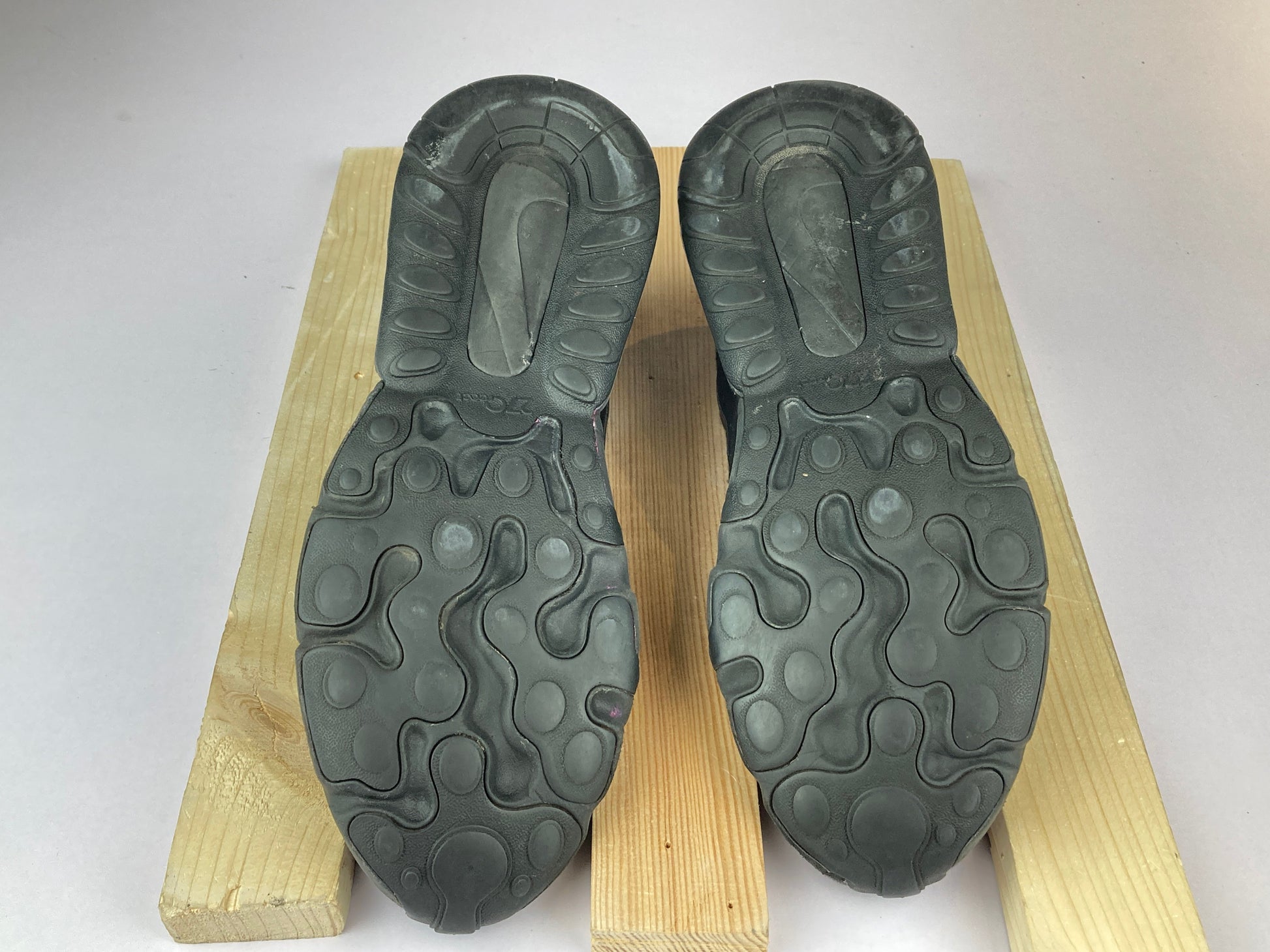 Shoes that are available online in Pakistan at athleticorner.com