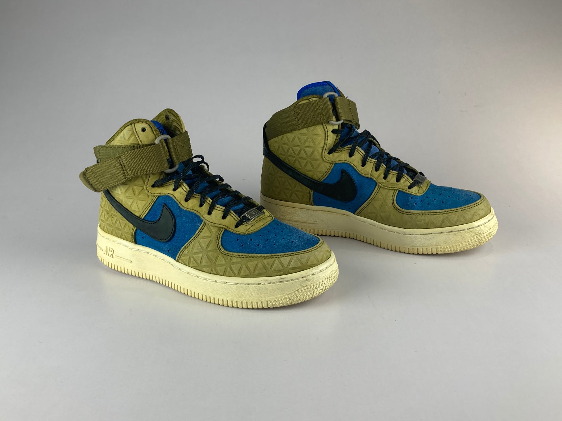 Nike Wmns Air Force 1 Hi Premium Suede 'Olive Flak/Black/Midnight Turquoise'-Basketball-Athletic Corner